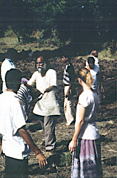 in_sci_1990_unknow_03_road building_s